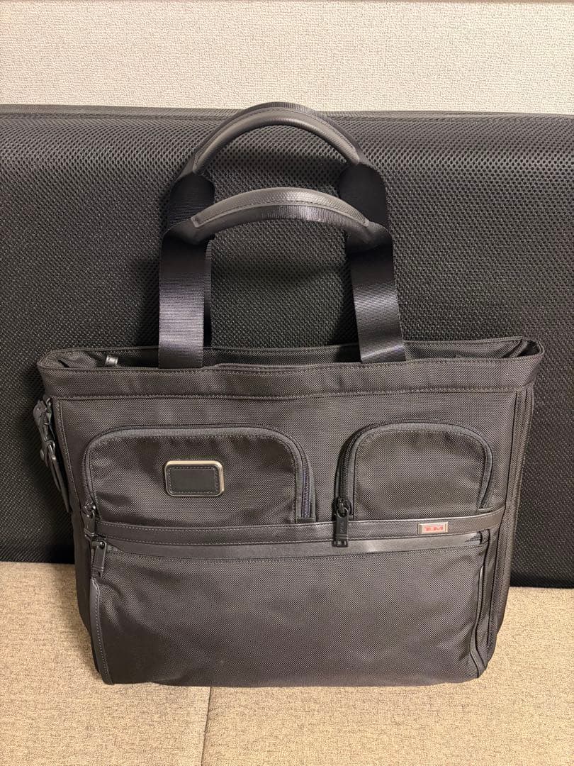 5*e様 お買得 TUMI 2603139D3 エクスパンダブル トートバッグ