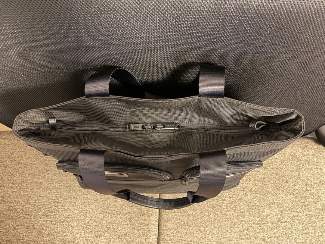 5*e様 お買得 TUMI 2603139D3 エクスパンダブル トートバッグ