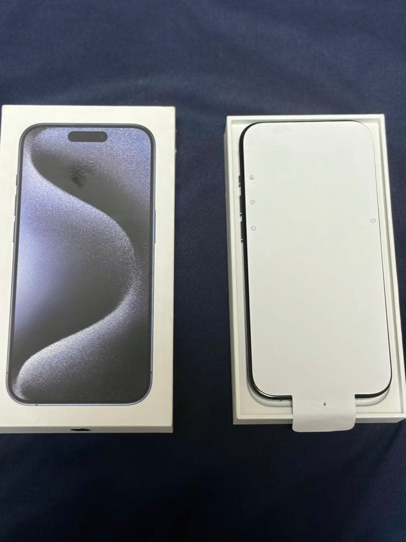 iPhone 15pro 256GB ブルーチタニウム極美品　新品未使用！