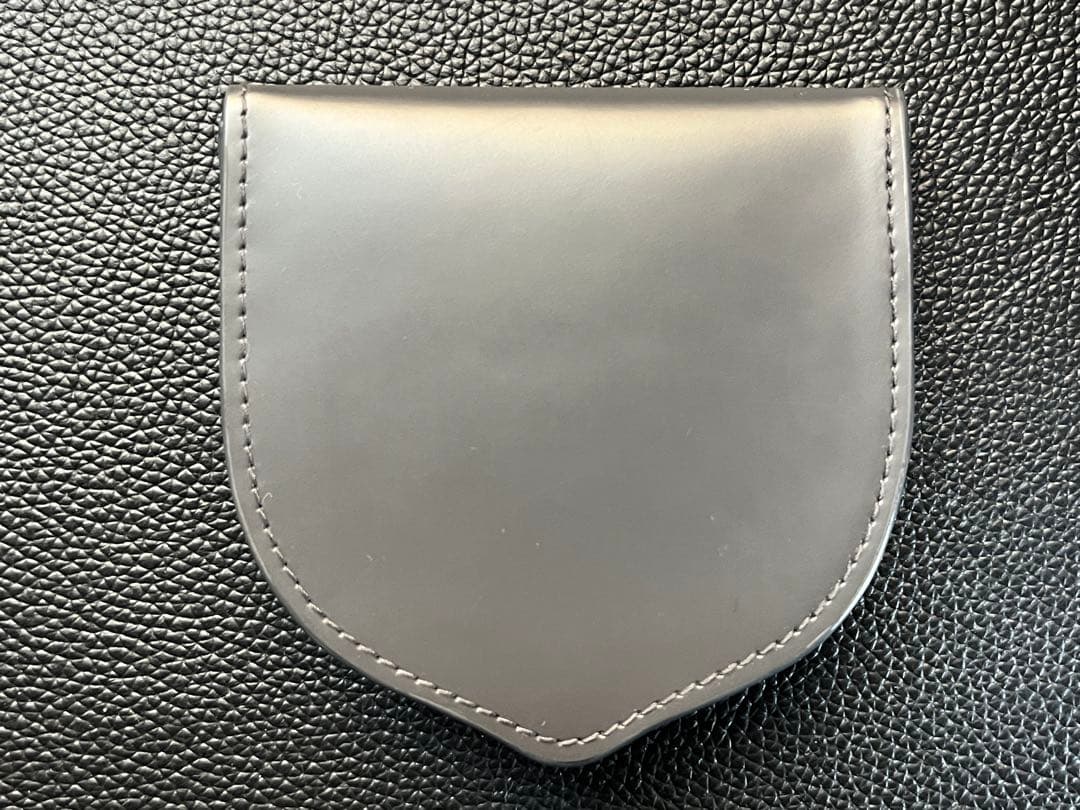 ETTINGER ケース 馬蹄型 ブライドルレザー（ グレー）