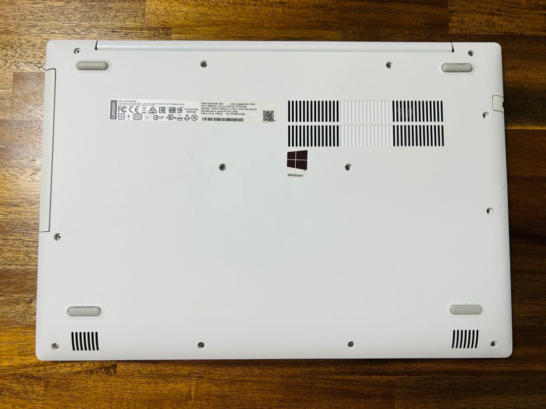 Lenovo Ideapad 320 ホワイト 15.6インチ