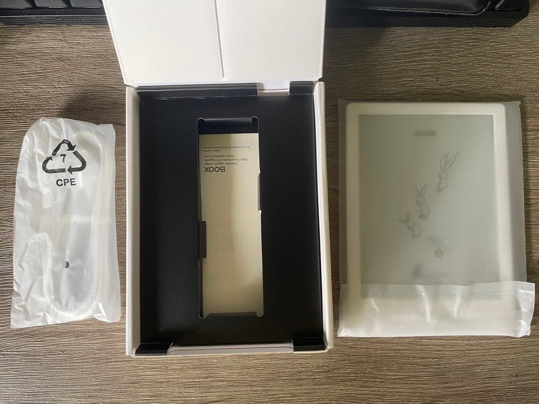 BOOX POKE4 Lite 電子書籍リーダー 本体　e-ink白　ホワイト