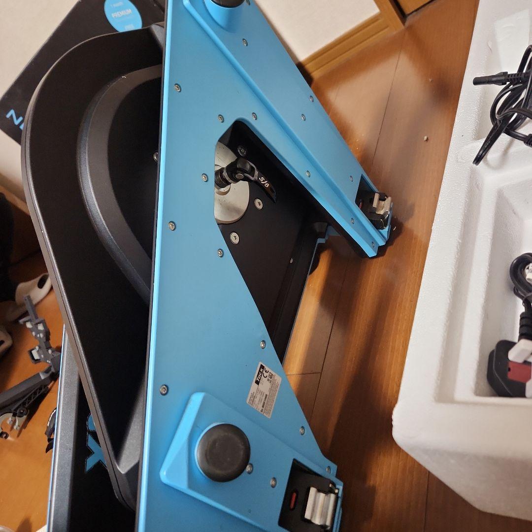 (中古)純正:Tacx NEO 2 Smart おまけ付