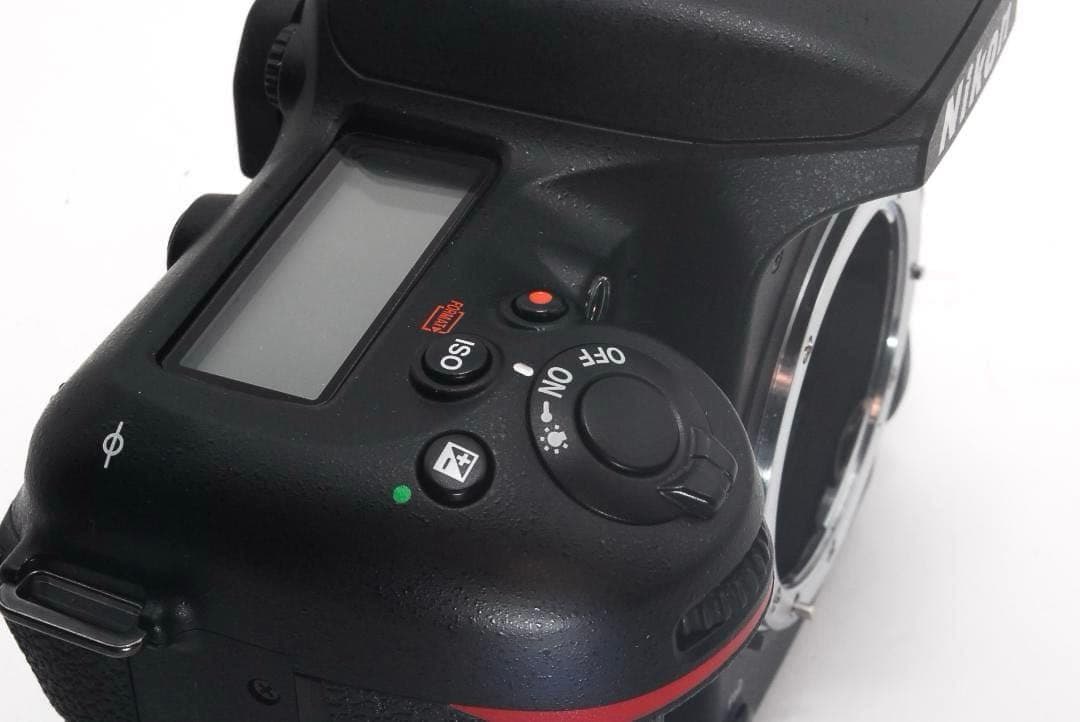 Nikon D7500 ダブルレンズ 極上美品☘️家族写真に　超高性能 高画質