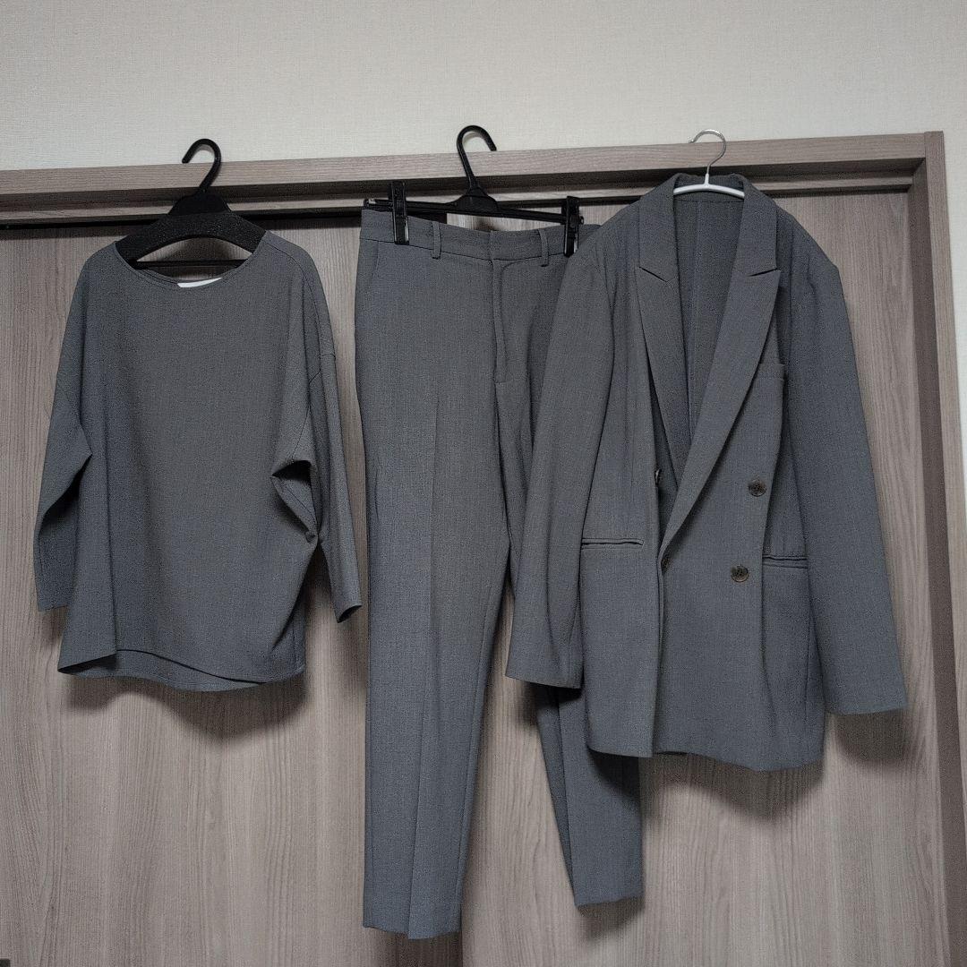 グレー ダブルブレスト パンツスーツ上下　soeju