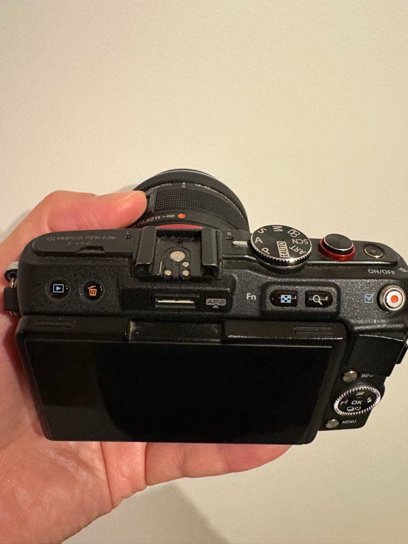 OLYMPUS PEN Lite E-PL6ミラーレス一眼 ブラック