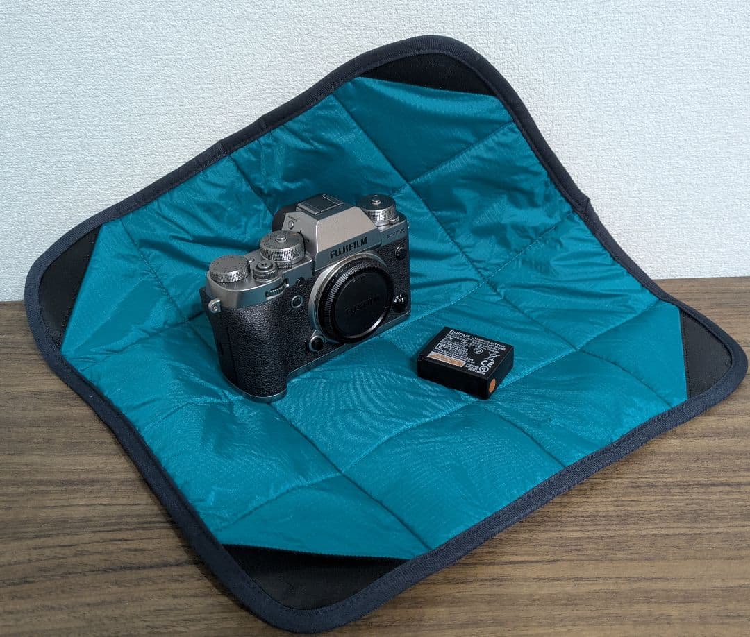 【ボディのみ・充電器なし】FUJIFILM X-T2 ミラーレスカメラ