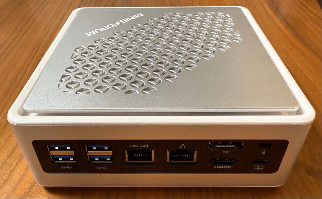 Minisforum EliteMini HM90 1TB メモリ32GB