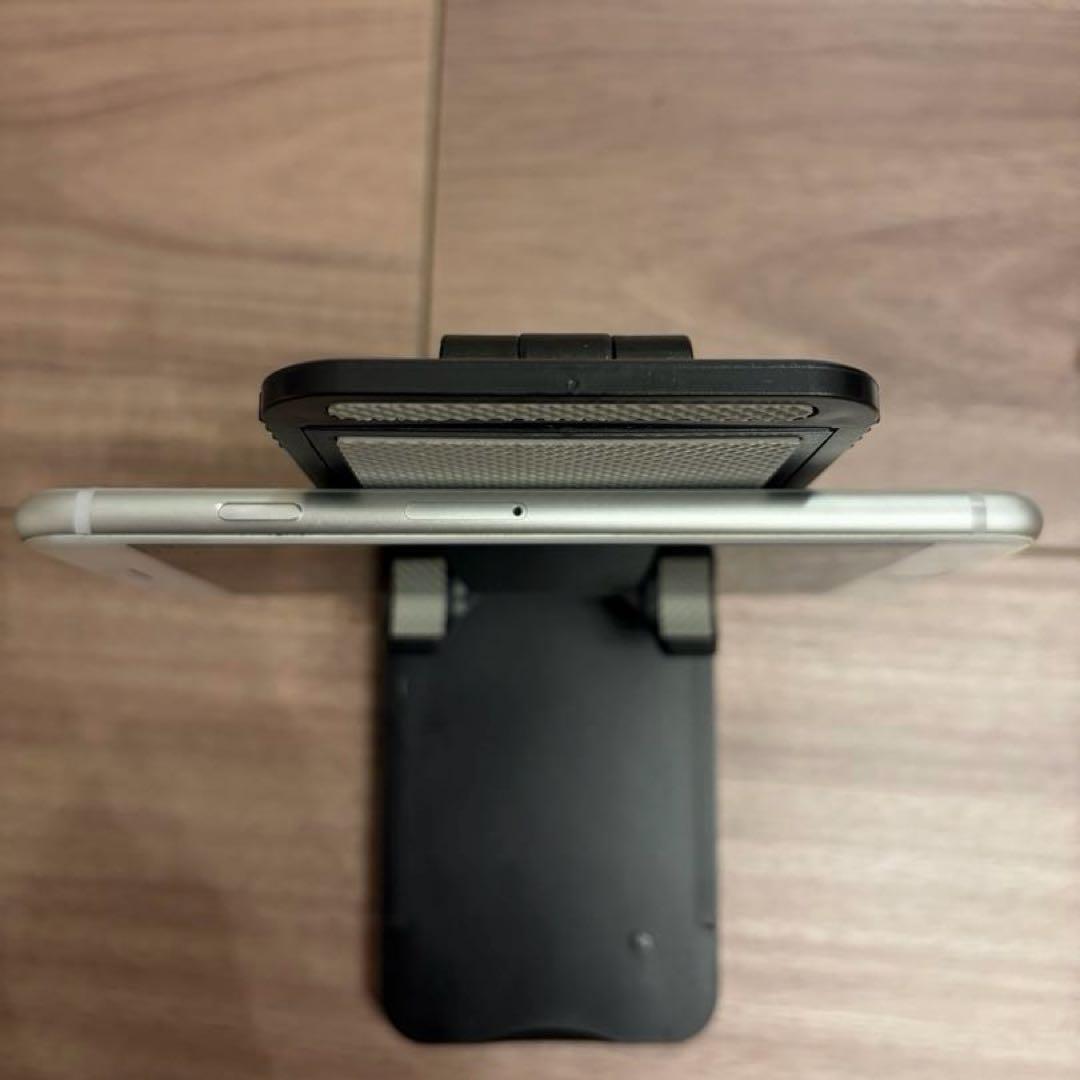 iPhone8 64GB バッテリー最大容量89%