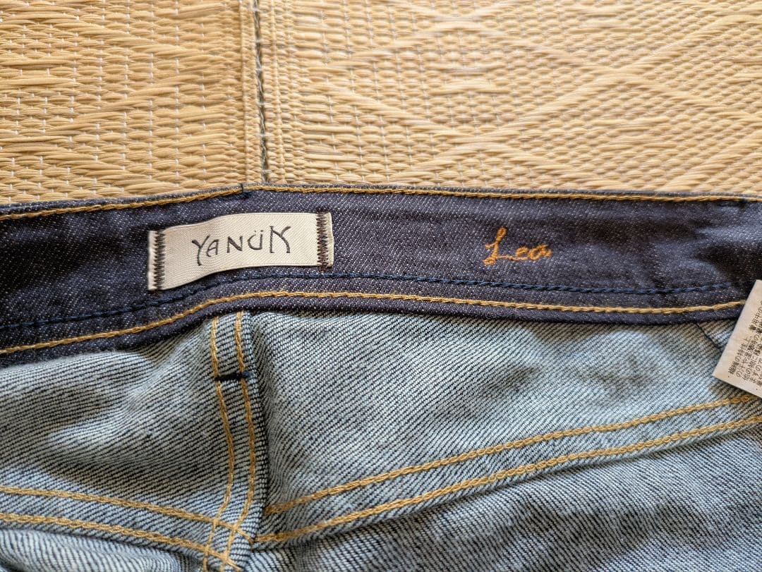 YANUK ヤヌーク/ ボーイズストレート LEA OWI サイズ24