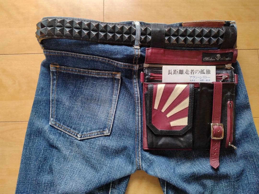 モダンパイレーツ　ボディバッグ