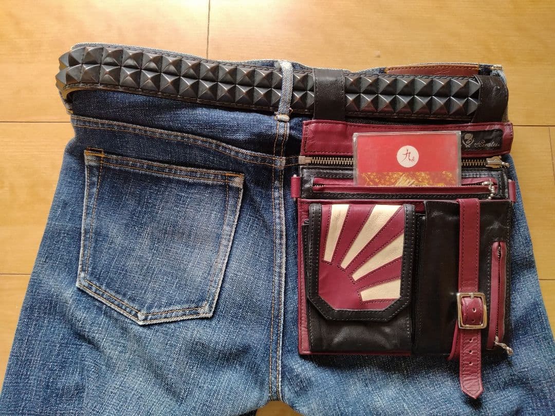 モダンパイレーツ　ボディバッグ