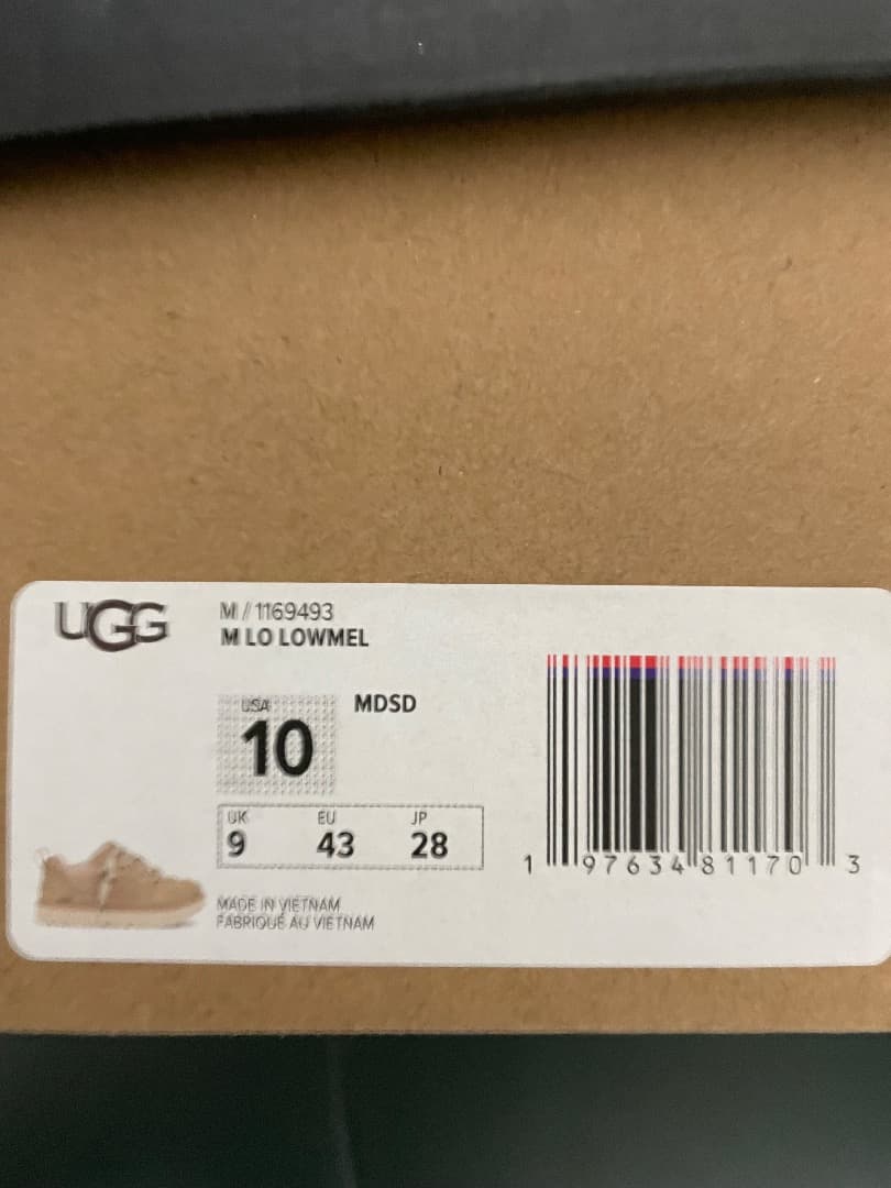 UGG ベージュ スニーカー lowmel ローメル