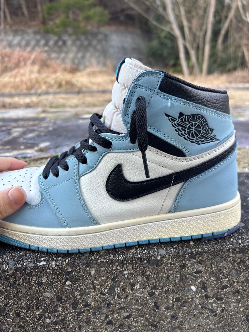 ク*ル様 Nike Air Jordan 1 ユニバーシティーブルー