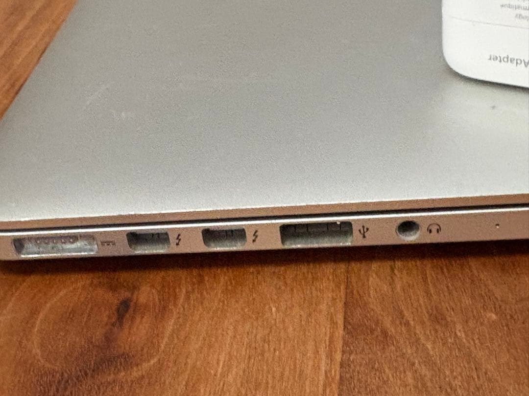 MacBook シルバー macOS Big Sur 本体　ジャンク品