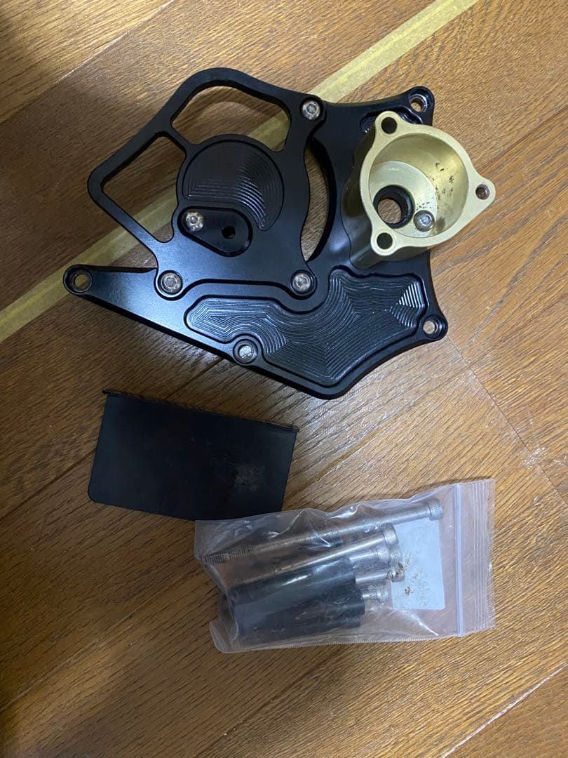 送料込み　ZX14用　ケイファクトリー　スプロケットカバー