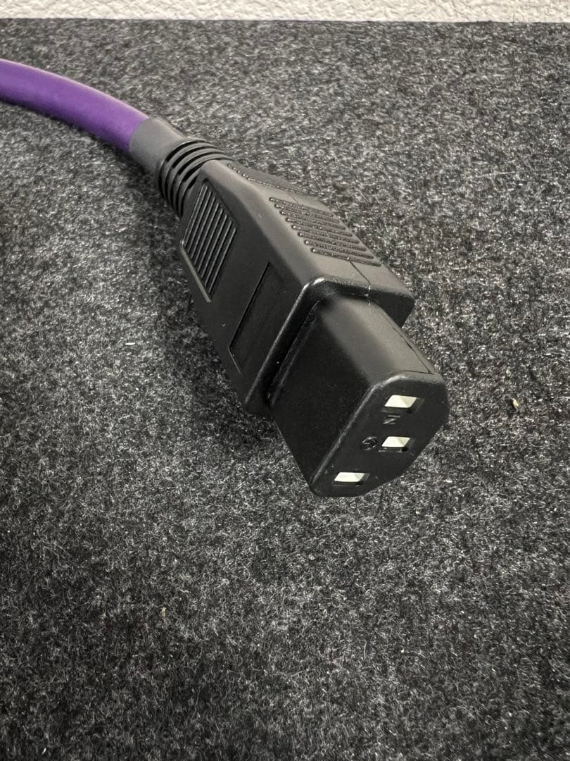 OYAIDE AXIS-303 GX / 1.8m 電源ケーブル オヤイデ