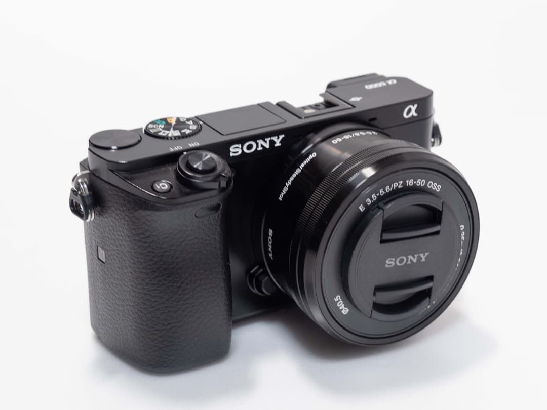 SONY α6000 ミラーレスカメラ 本体とレンズ付属品