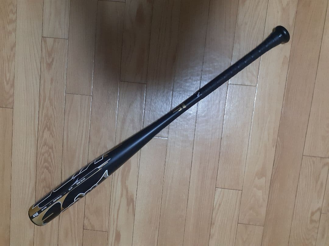 ヴィクタス　VIBE　軟式用金属バット