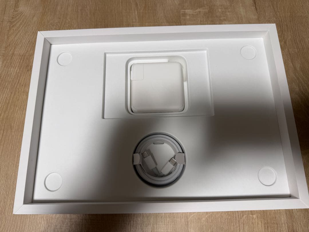 MacBook Pro M2 13インチ スペースグレー