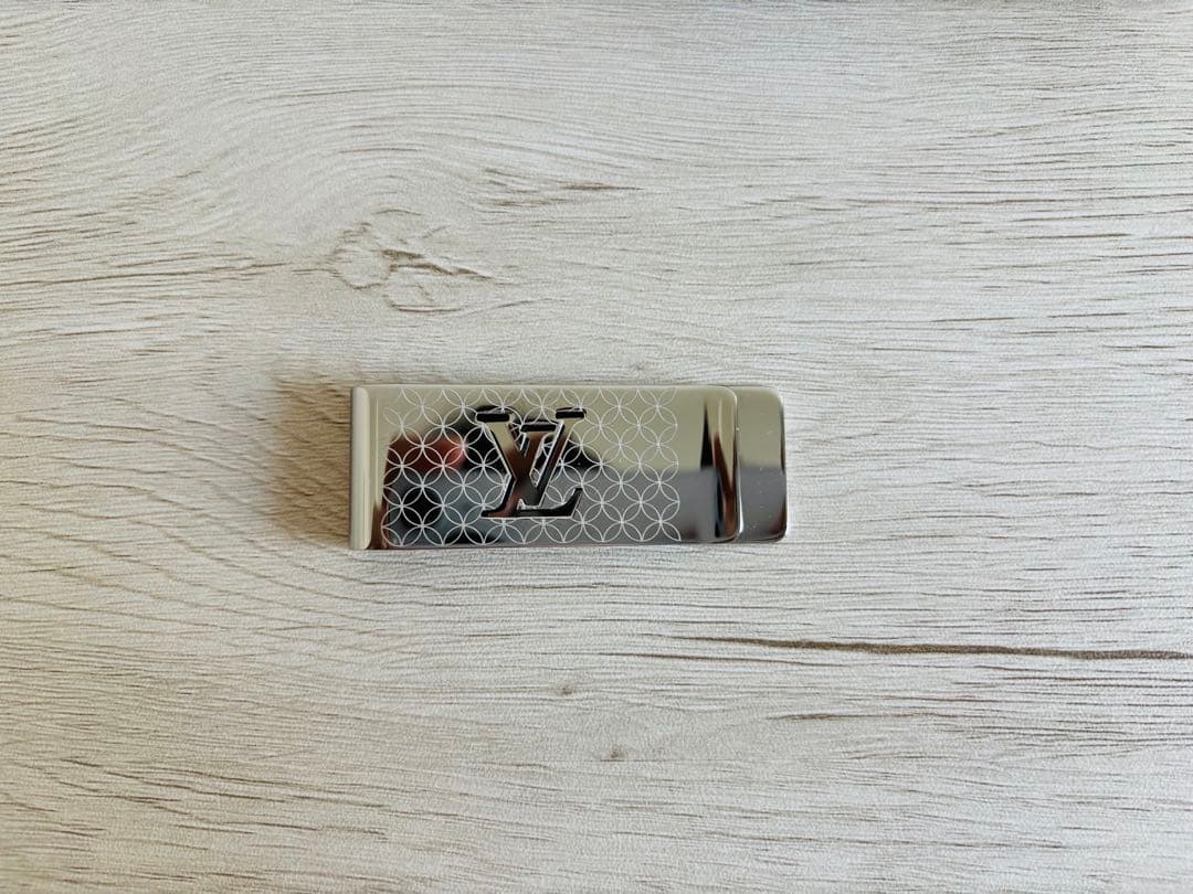 LOUIS VUITTON ビルクリップ・シャンゼリゼ