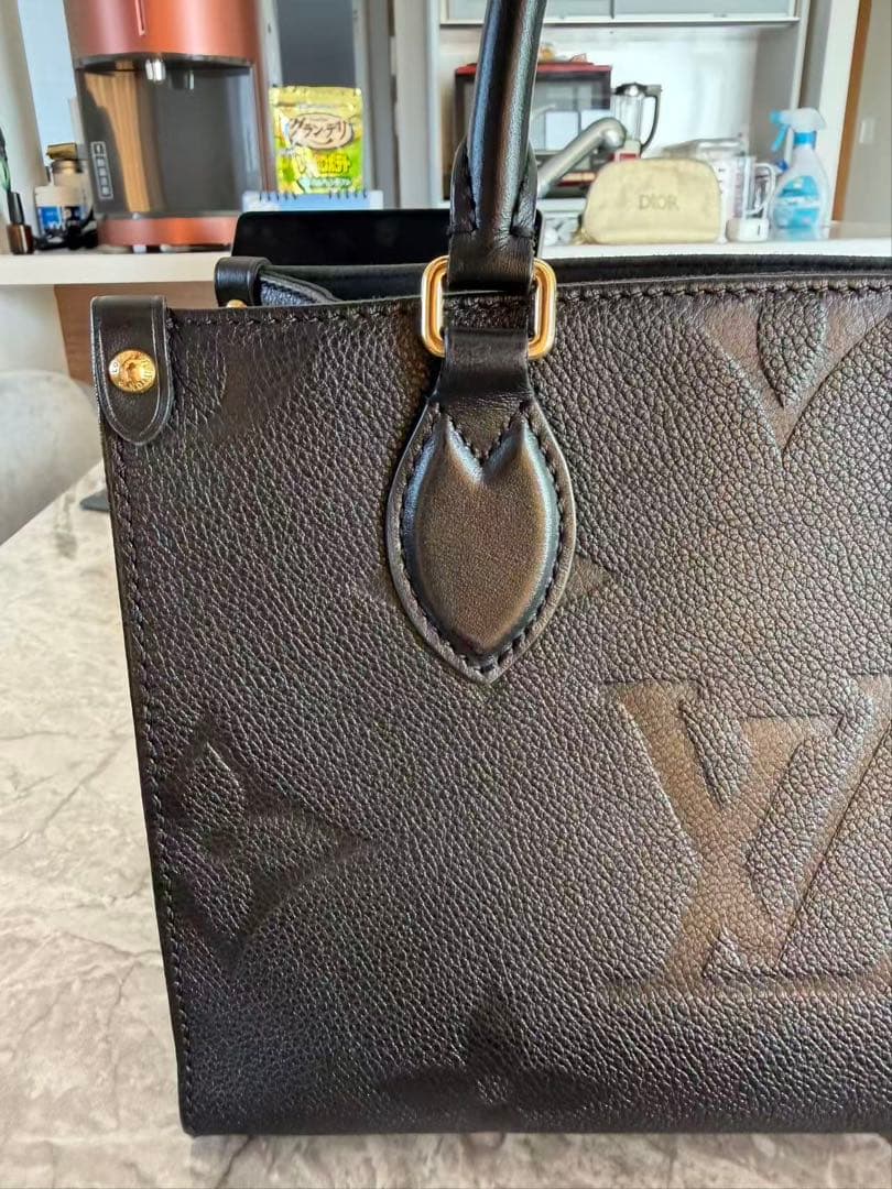 LOUIS VUITTONオンザゴーPM ブラック M45653バック