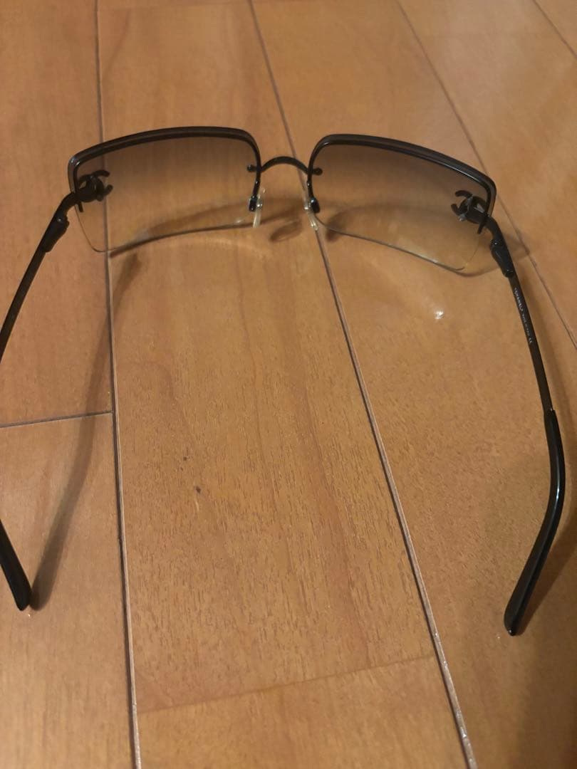 CHANEL サングラス 箱無し 美品