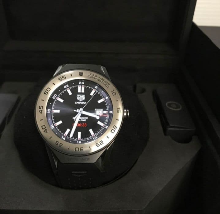 美品タグホイヤー コネクテッドモジュラー41ブラック+替えベルト