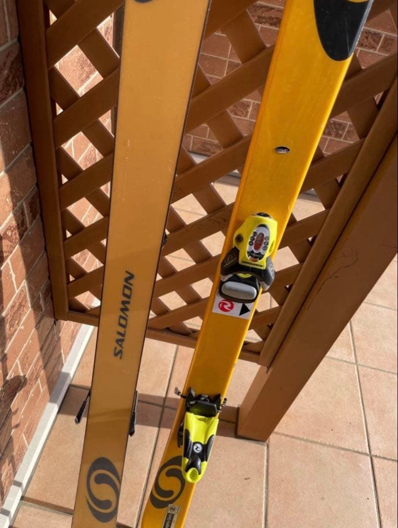 Salomon スキー板 黄色 (145 cm)