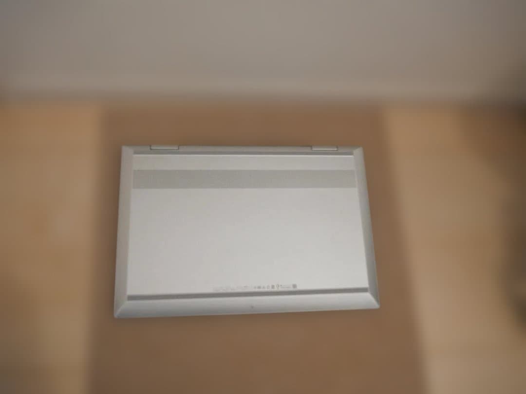 HP envy x360 15インチ