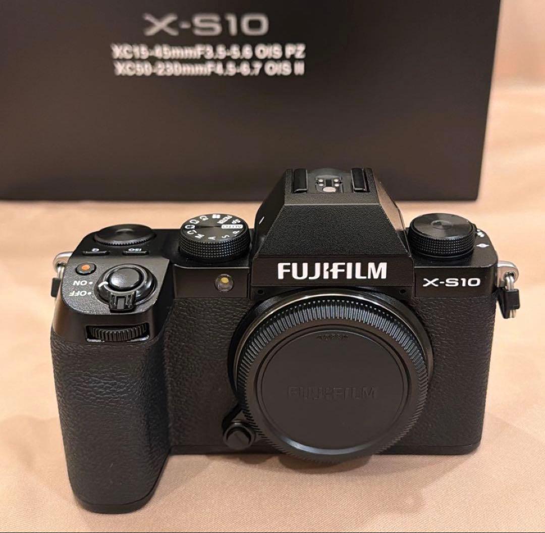 超美品FUJIFILM.X-S10ボディ＋レンズXC15-45mm