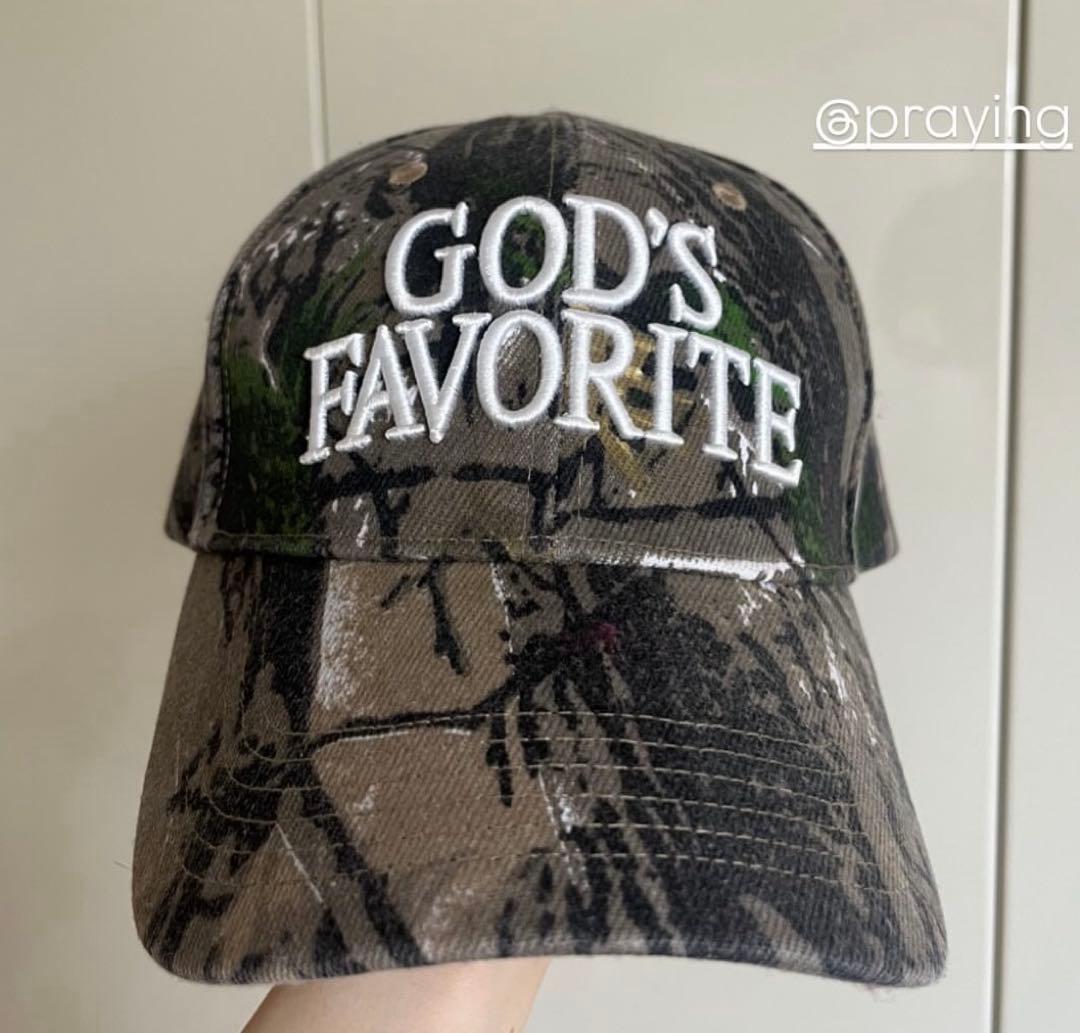 praying キャップ