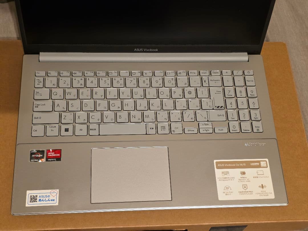 美品 ASUS Vivobook Go 15 E1504F 8GB 512GB