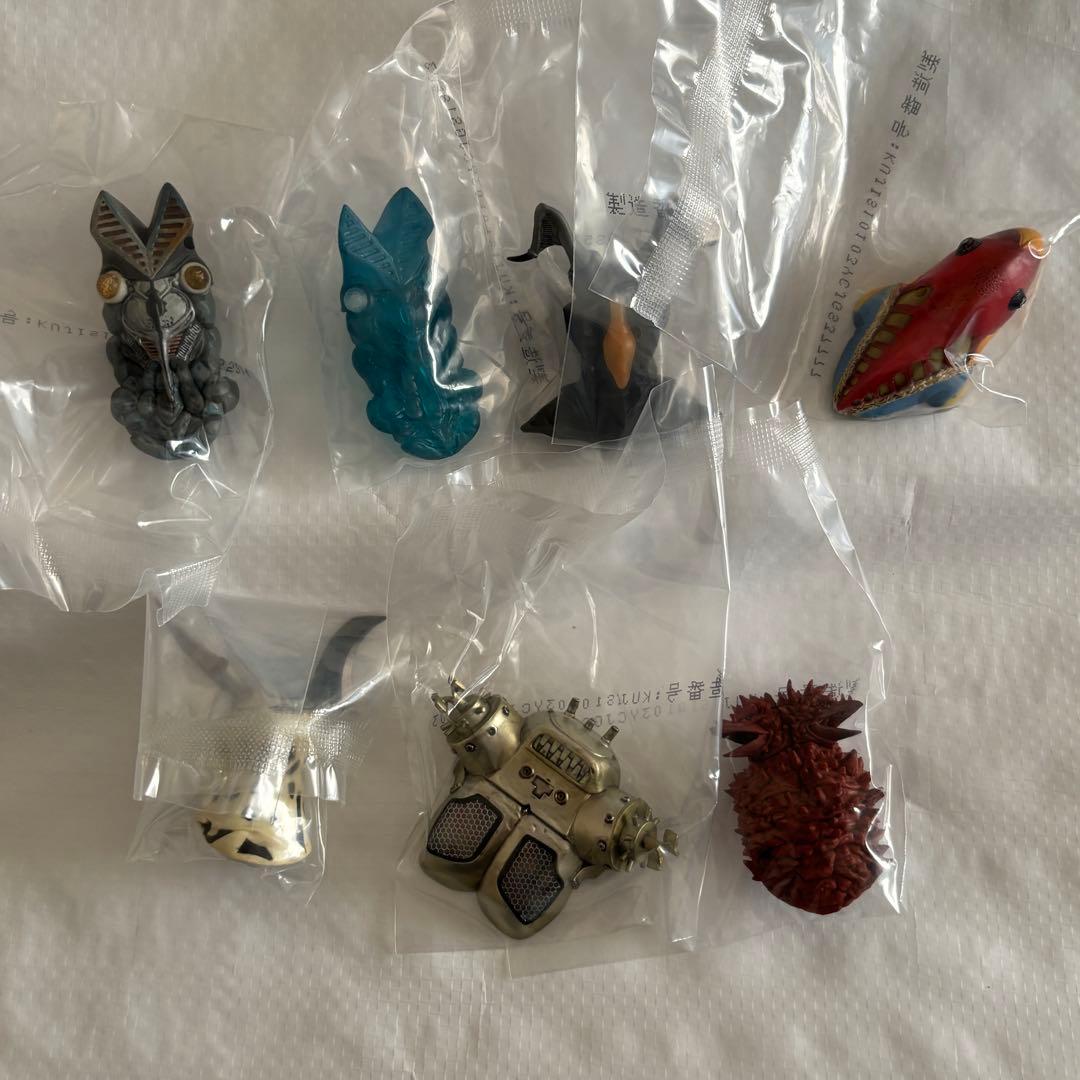 新品未開封 一番くじ ウルトラマン 怪獣頭鑑 vol.1 全7種 マグネット