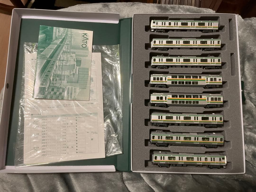 E233系3000番台8両、高崎車両センター12系客車フル編成