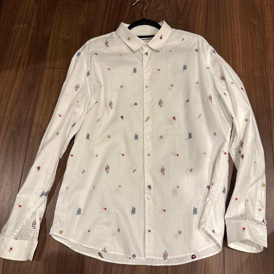 GUCCI刺繍入りホワイト長袖シャツ