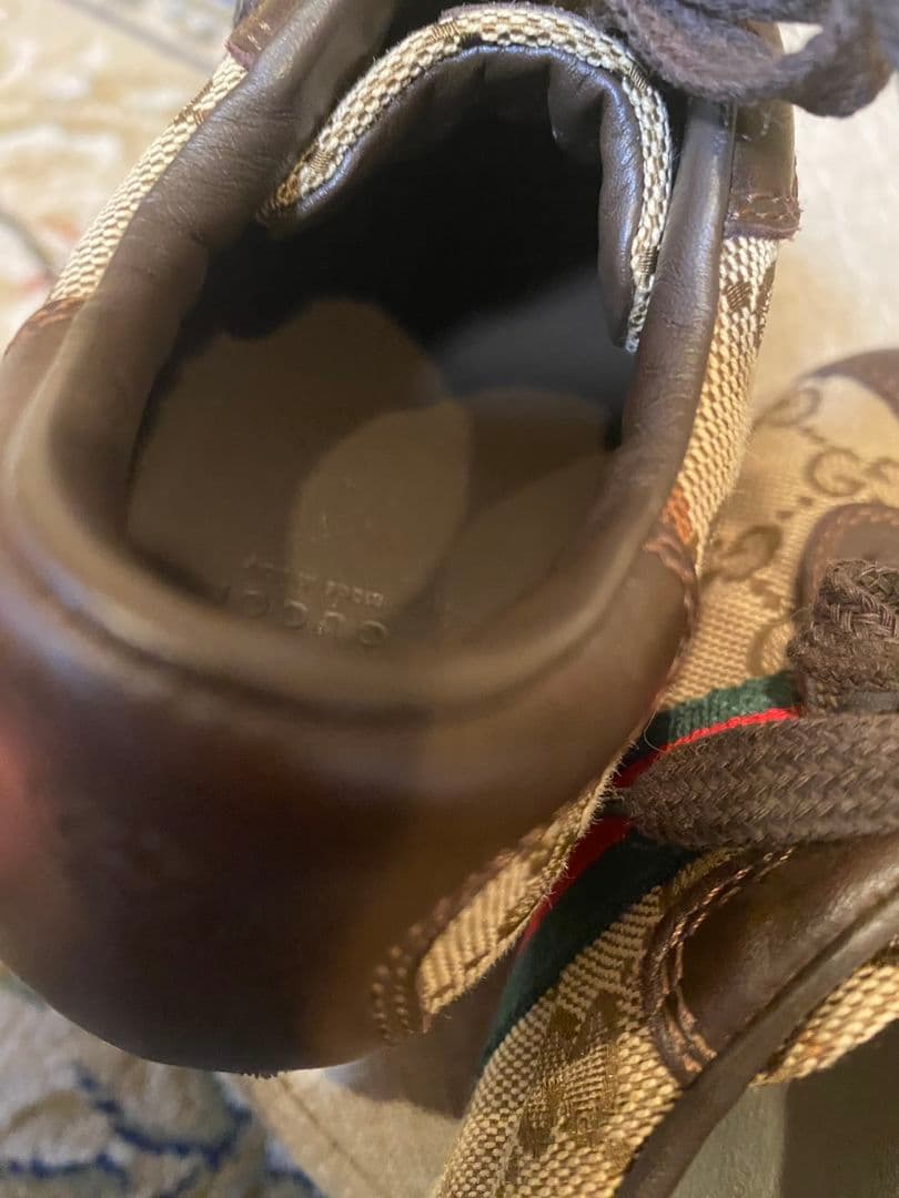 GUCCI　グッチ　スニーカー　キッズスニーカー