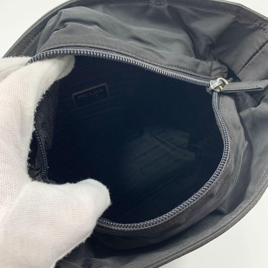 【✨美品✨】プラダ トートバッグ 三角ロゴ ナイロン ブラック