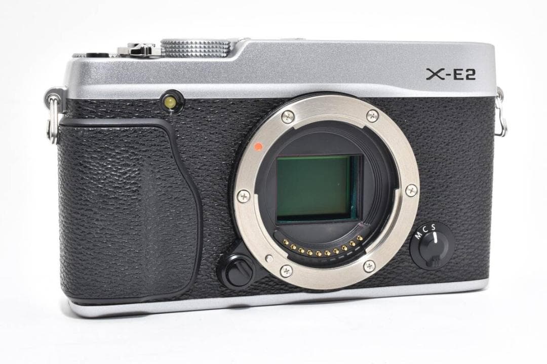 ★極美品★ FUJIFILM フジフイルム X-E2 ボディ #661Q