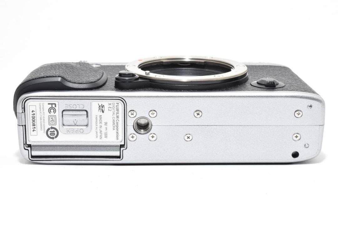 ★極美品★ FUJIFILM フジフイルム X-E2 ボディ #661Q