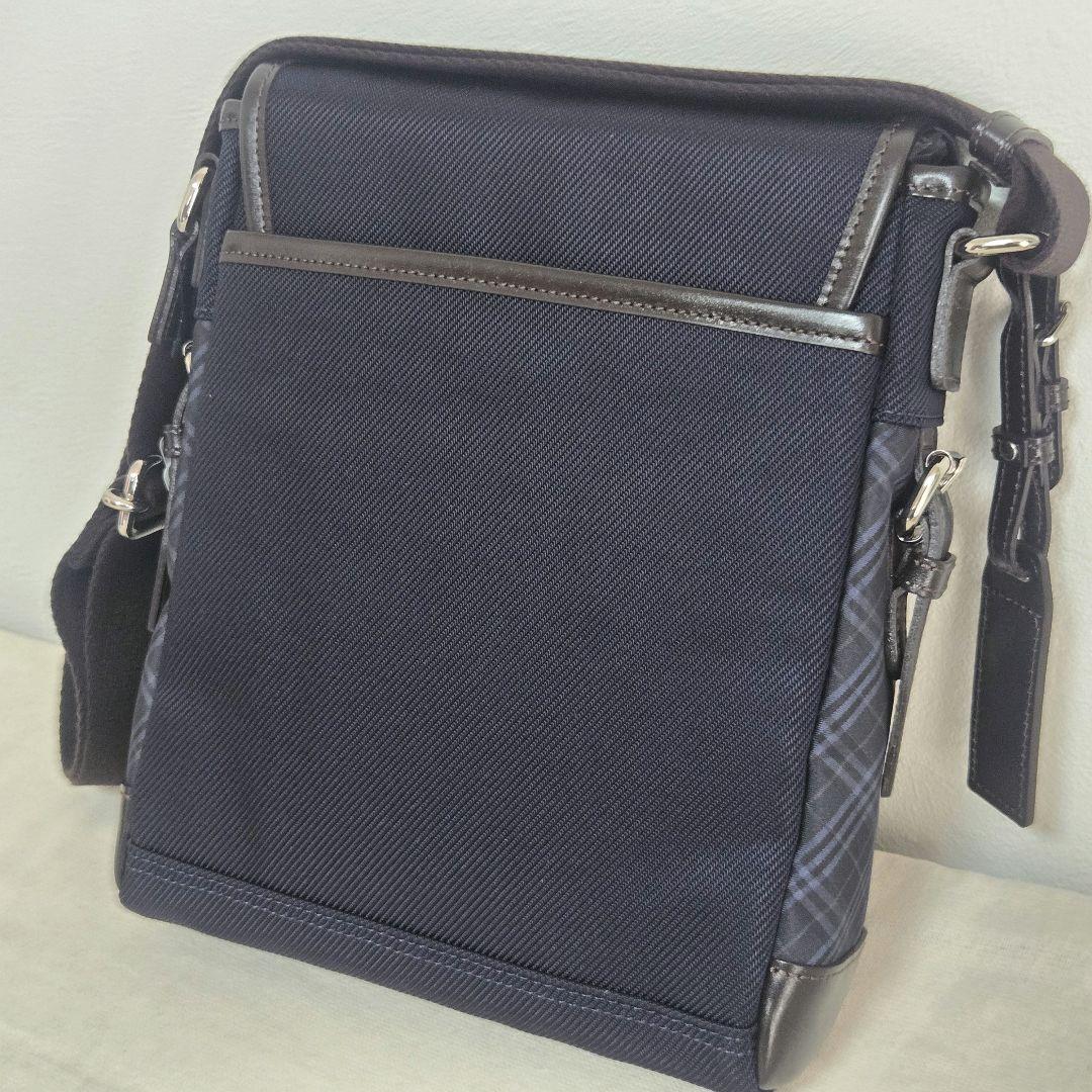 【新品タグ付き・極美品】BLACK LABELショルダーバッグ　ブラックレーベル