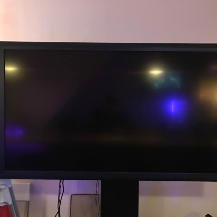 大型液晶モニター65インチ 3万引き