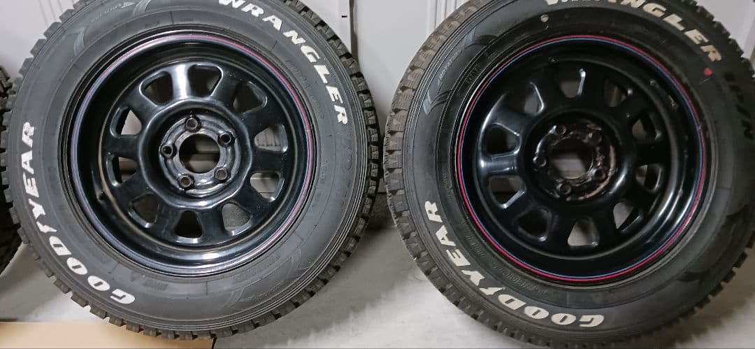 ◆デイトナ16インチホイール◆グッドイヤー製スタッドレス◆235/60R16◆