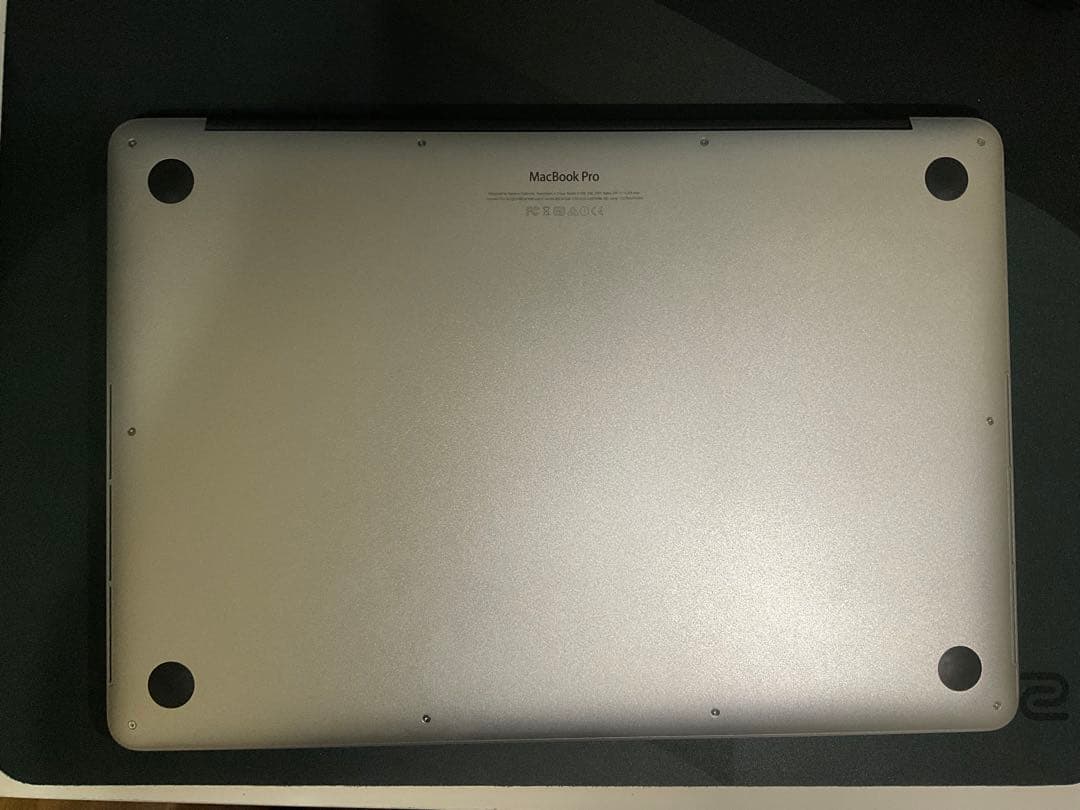 MacBook Pro 2015 16GB 251GB 15インチ