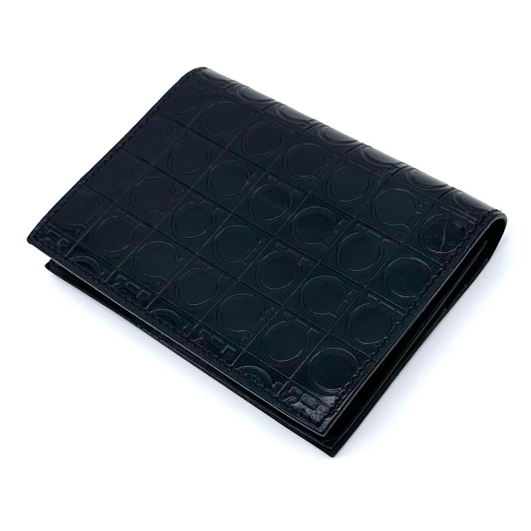 美品✨フェラガモ ガンチーニ エンボスレザー 名刺入れ カードケース ブラック