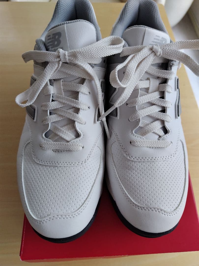 New Balance UGS574S3 ゴルフシューズ ホワイト/グレー