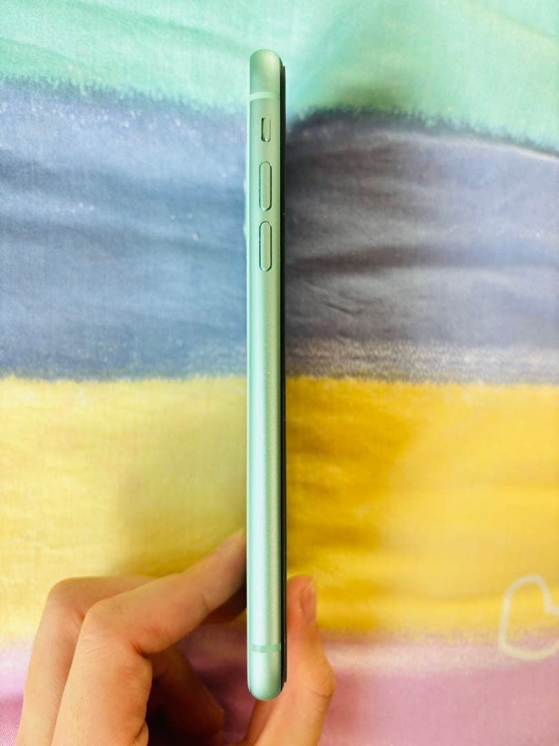 Apple iPhone 11 本体 青 128GB