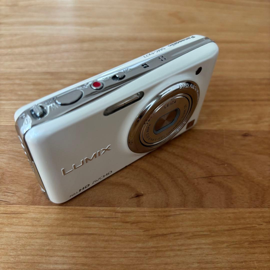 動作確認済　パナソニック デジタルカメラ LUMIX DMC-FX77 ホワイト