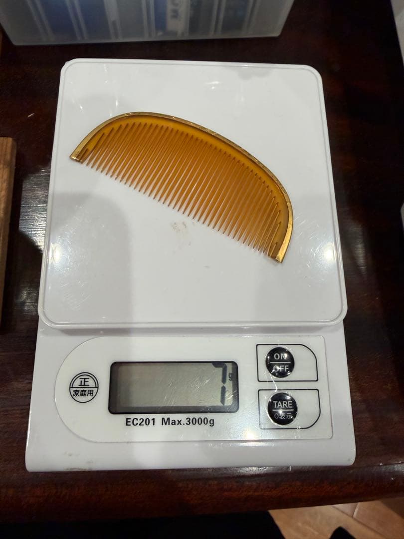 鼈甲 K20フレーム付 櫛（べっ甲櫛）総重量7g