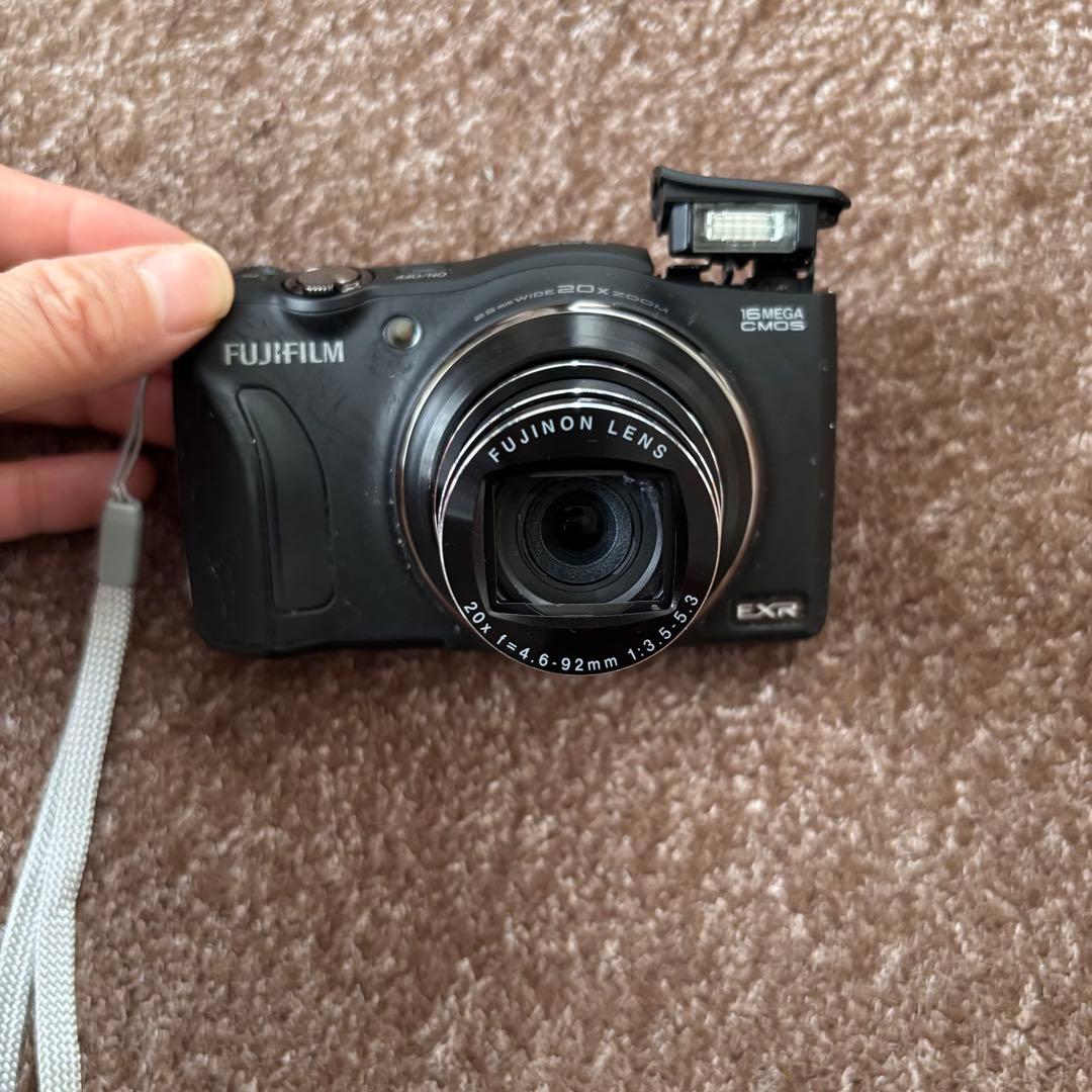 【ジャンク】FINEPIX F770 EXR ブラック　デジタルカメラ
